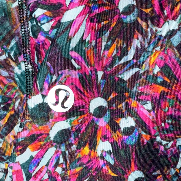 lululemon athletica Floral Leggings Size 4 - Picture 13 of 13